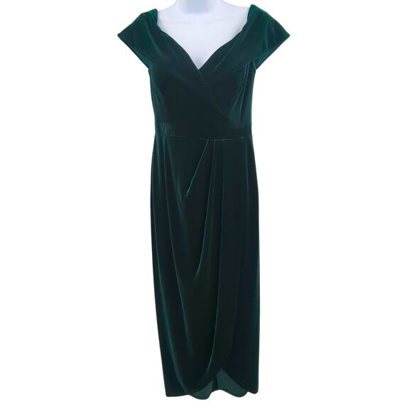 Elegant Emerald Velvet Off Shoulder Formal Maxi Gala Holiday Wedding Guest Dress - Picture 1 of 11